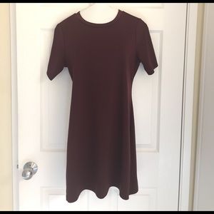 Old Navy burgundy T-shirt dress
