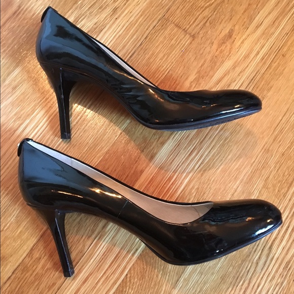 Michael Kors - Picture 2 of 4