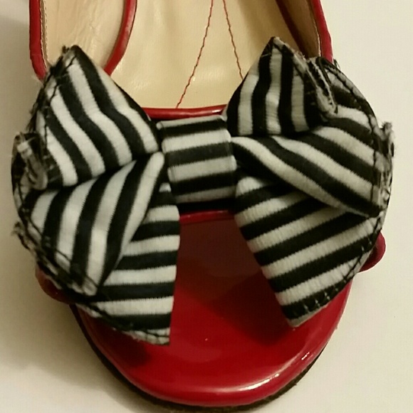 XX SOLD XX Kate Spade striped slingbacks - Picture 8 of 8