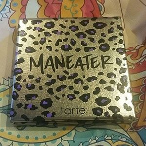 Tarte Maneater eyeshadow palette