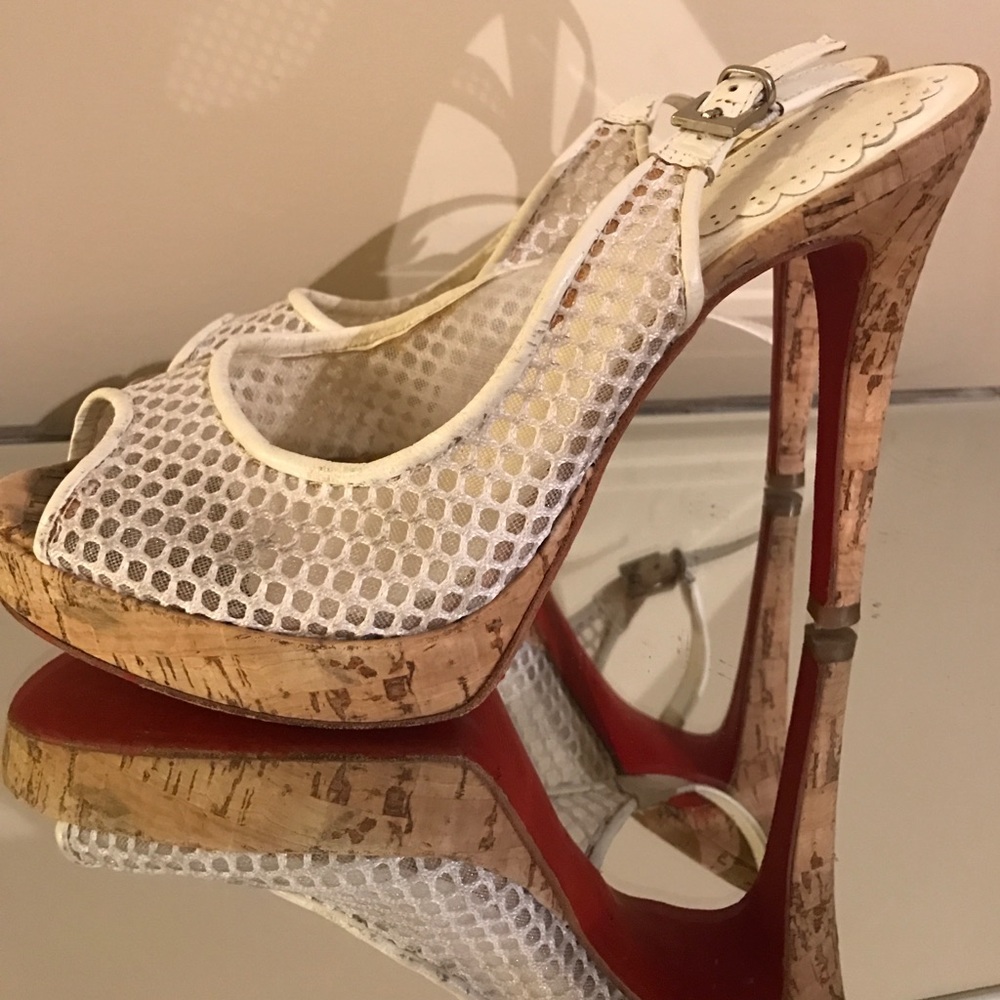 Red bottom peep toe sling back pumps/heels
