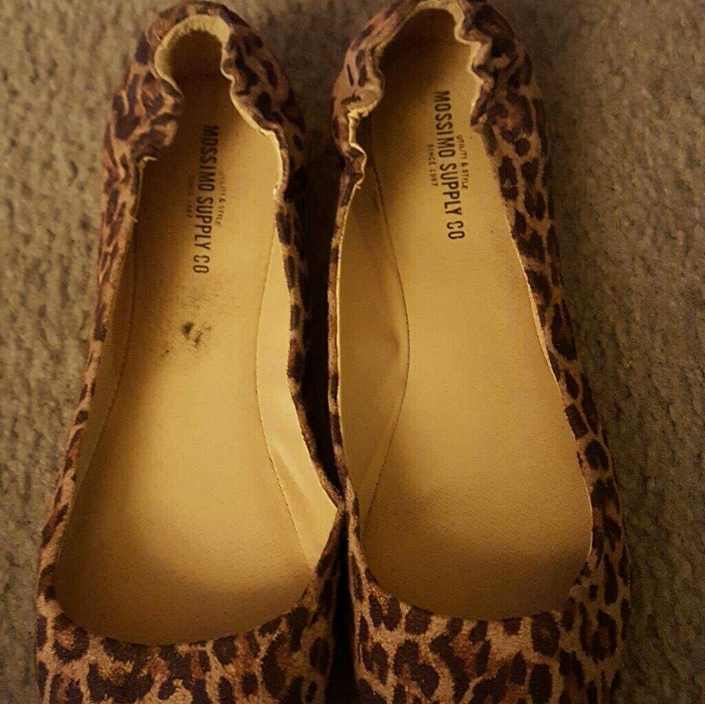 Shoes - Picture 2 of 2
