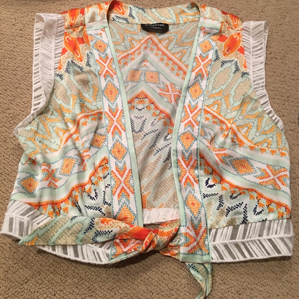 BEBE Crop top