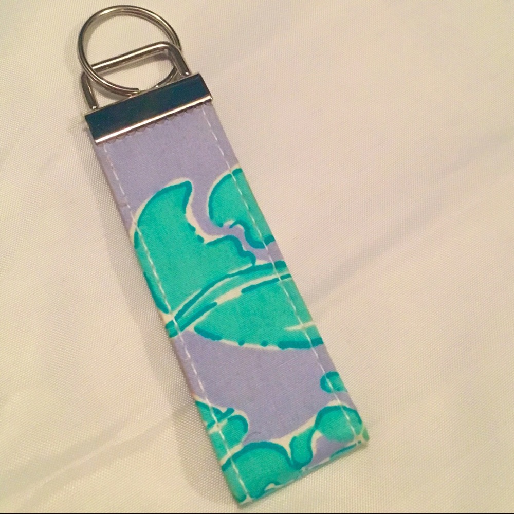 🍃FlASH⏳Lilly Blue Green Lobster Print Key Chain