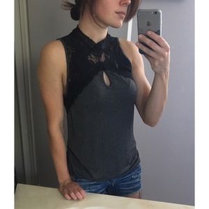 Lace Keyhole Tanktop