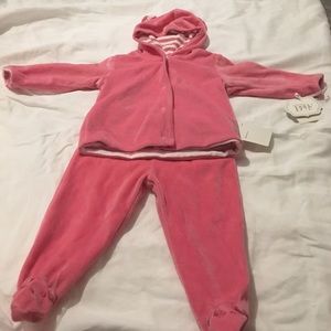 NWT Nordstrom baby velour hoodie and footed pants