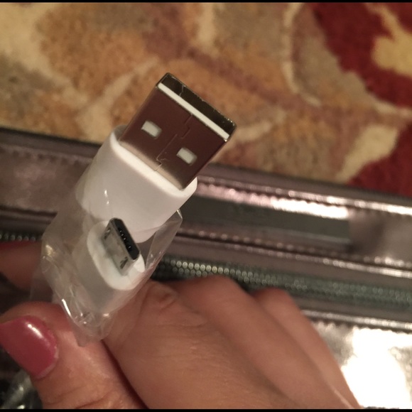 NWT JONES NEW YORK Charging Clutch Metallic Purple - Picture 4 of 5