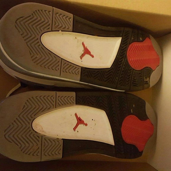 Shoes - Picture 2 of 4