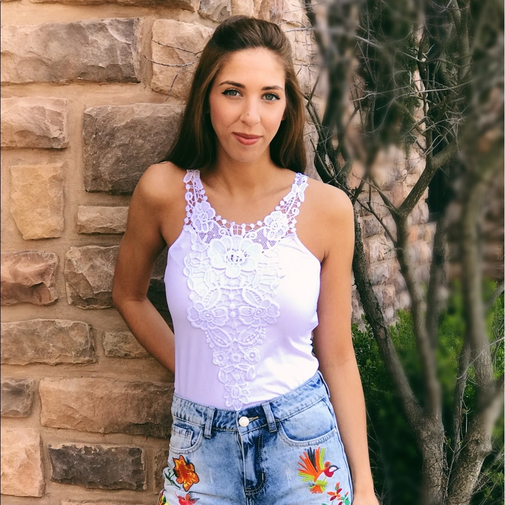 🌸Crocheted Lace Cami - Picture 4 of 8