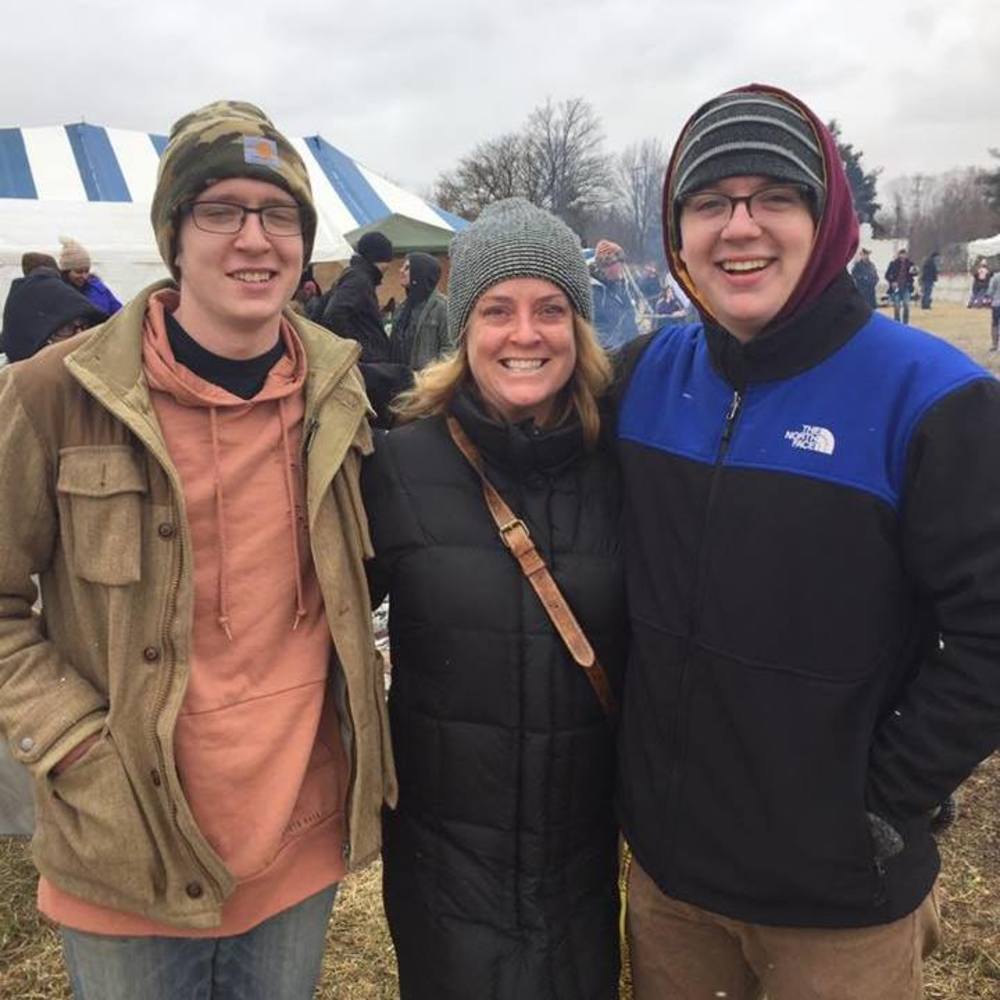 Meet your Posher, Eli