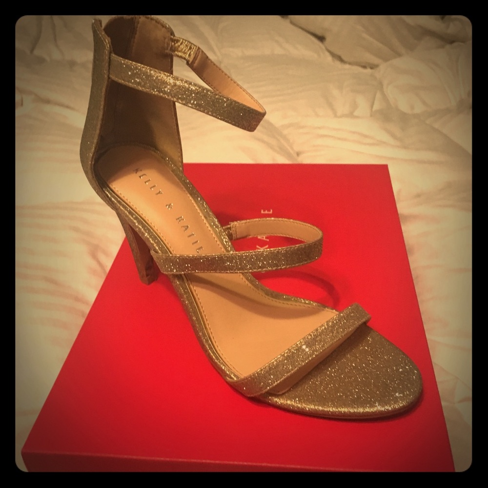 Kate & Katie Cleo in Gold/Bronze