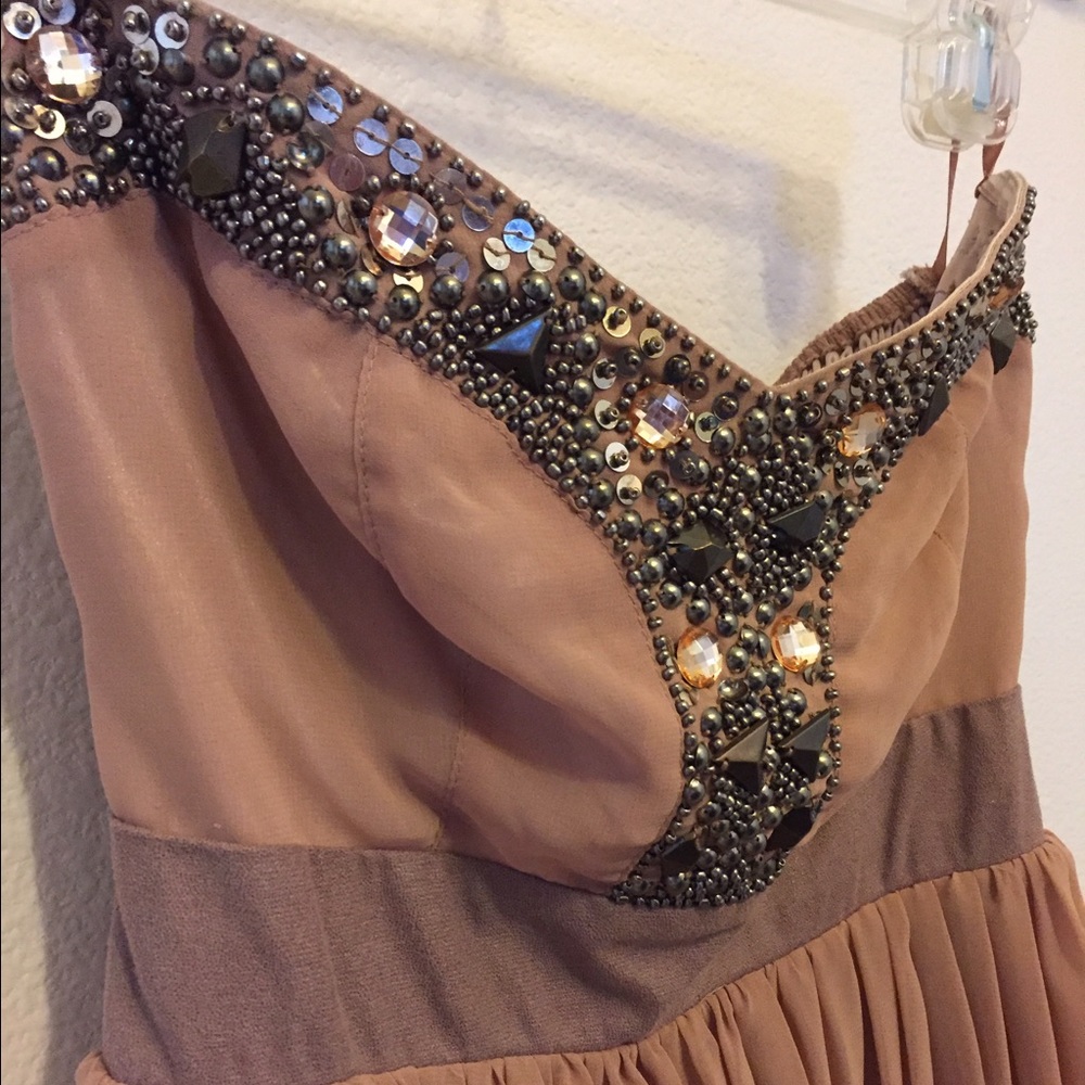 Chic Arden B Strapless Dress