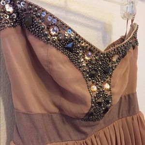 Chic Arden B Strapless Dress
