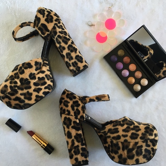 Vintage Shoes - 90s fuzzy leopard print chunky platform heels