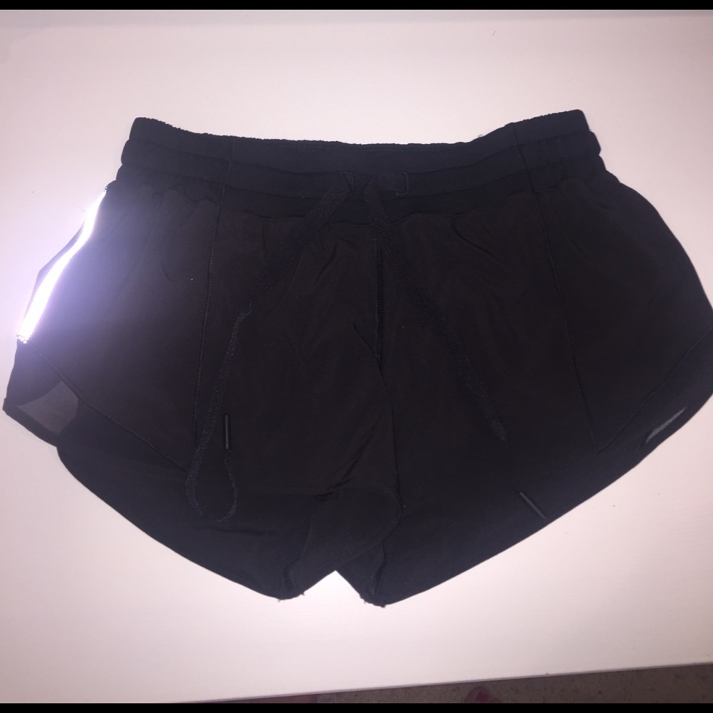 Lululemon Hotty Hot shorts