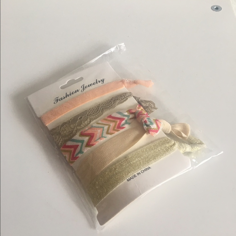 Chevron Multi Print Fashion Hair Ties - Picture 3 of 3