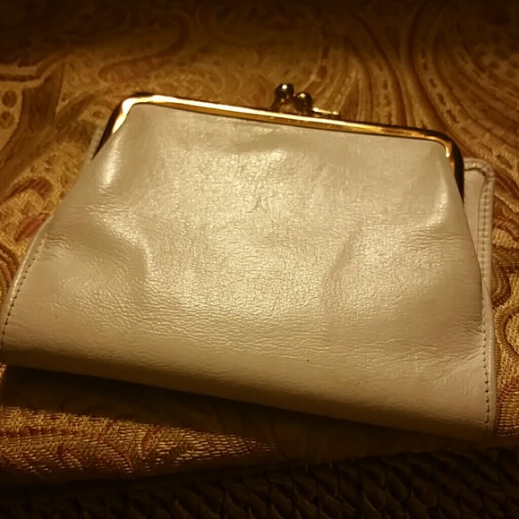 Vintage Pearl White Wallet As Is - Picture 2 of 5
