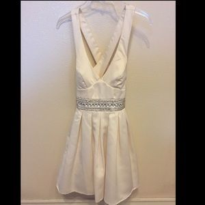 💕Cross-Back Mini Dress w/ Bow💕
