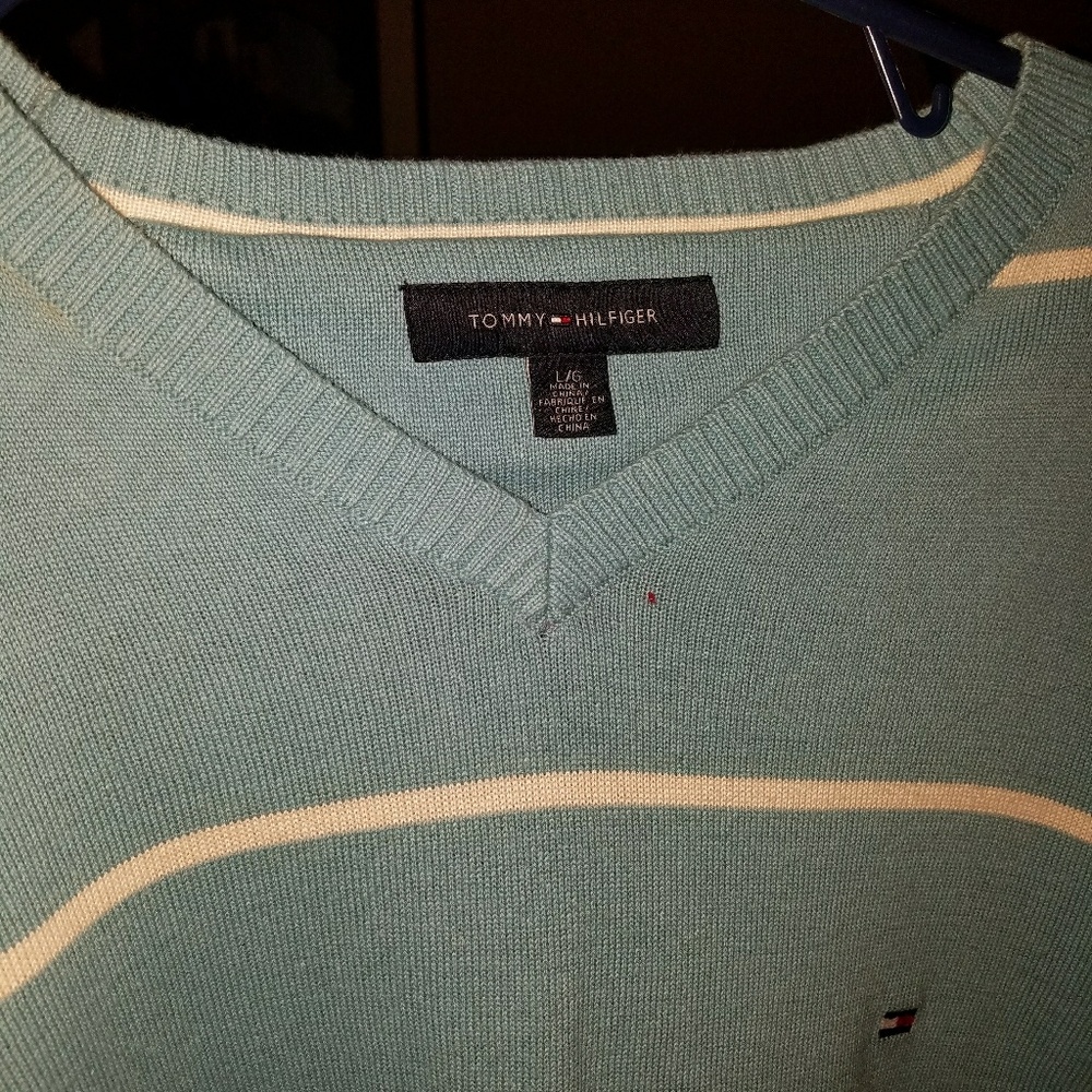 Tommy Hilfiger sweater baby blue w/stripes