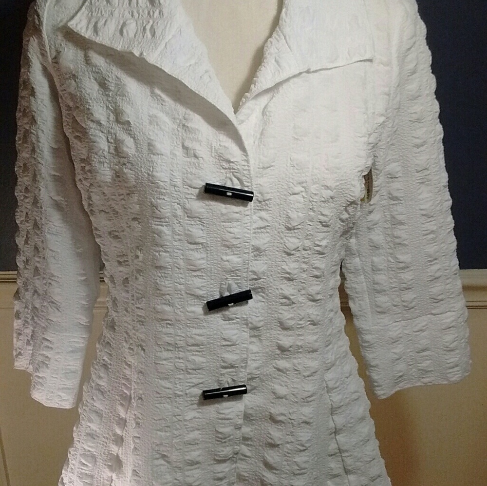 NWT IC by Connie K White Jacket