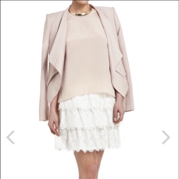 BCBGMaxAzria Dresses & Skirts - Final Sale! BCBG Justina Tiered Lace Skirt ♥