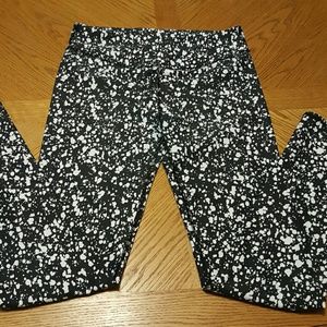 Fabletics paint print pants size large and long