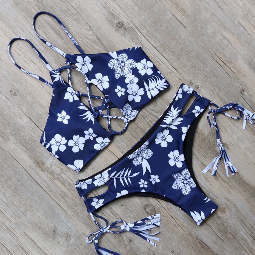 🆕 Floral Print Bikini Set - Picture 3 of 6