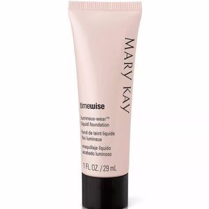 MaryKay Luminous Wear Liquid Foundation Beige 2