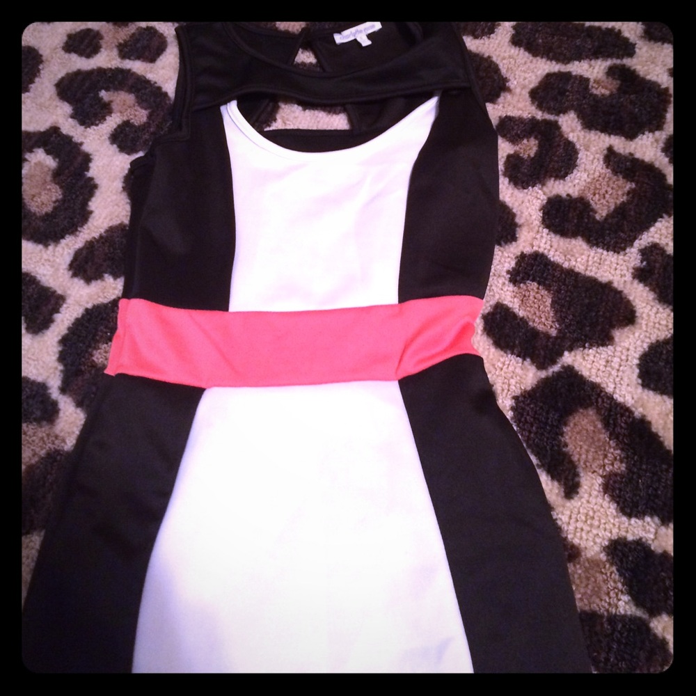 Charlotte Russe black and white dress