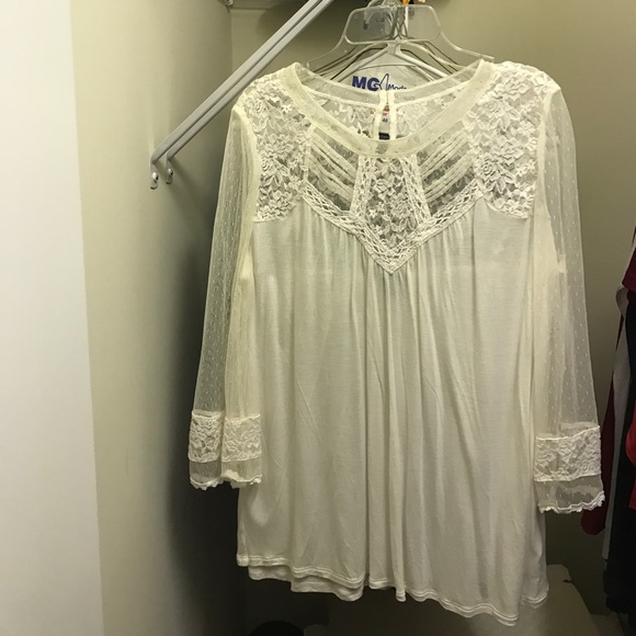 Laced shirt - Picture 1 of 2