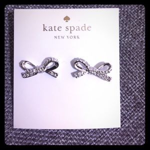 NWT Kate Spade ♠️ mini bow 🎀 Earrings