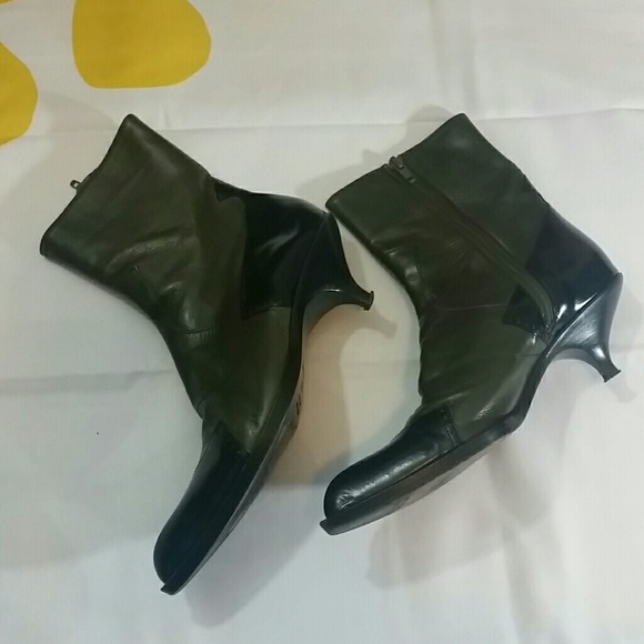 Miu Miu Shoes - 👠💖 Vintage MIU MIU Leather Kitten Heel Boots
