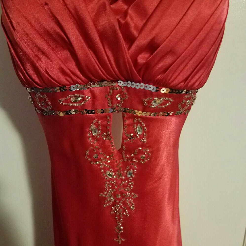 Prom Dress!! - Picture 2 of 4