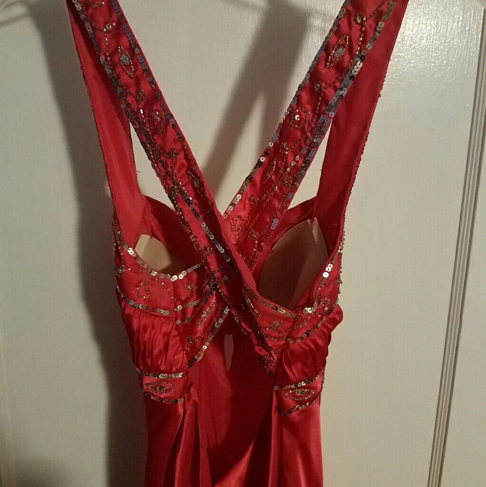Prom Dress!! - Picture 3 of 4
