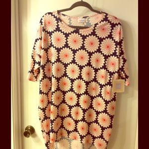 LuLaRoe Irma Top Medium M, NWT!