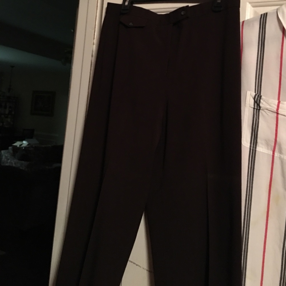 Brown high waisted pants with 34' inseam