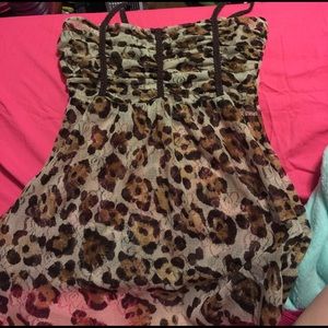 Pre owned  buckle lace leopard top