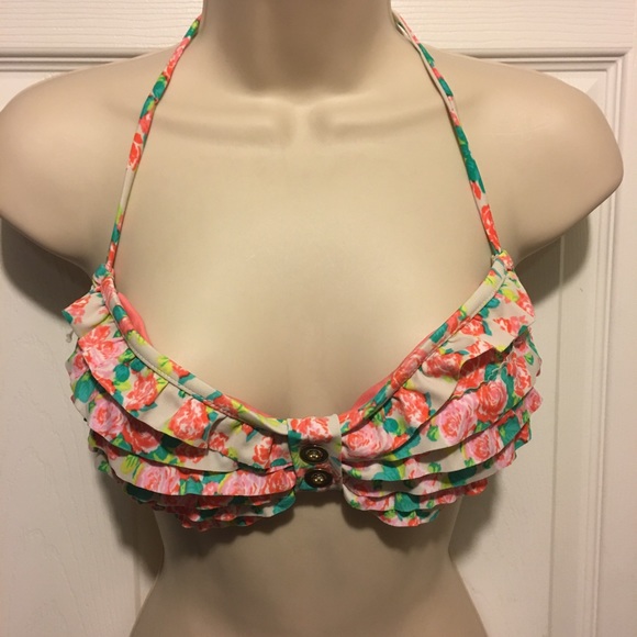 ❌SOLD❌ Pink Floral Bikini - Picture 2 of 5