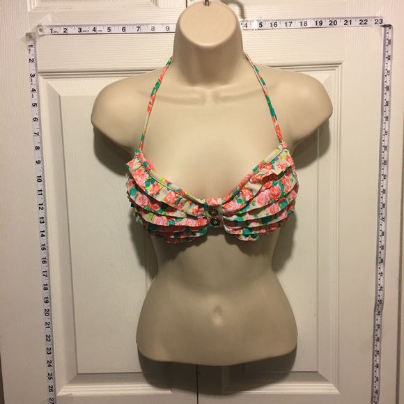 ❌SOLD❌ Pink Floral Bikini - Picture 3 of 5