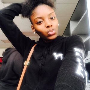 Meet your Posher, Yana