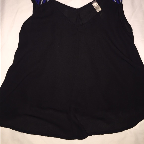 Black Flowy Blouse - Picture 2 of 3