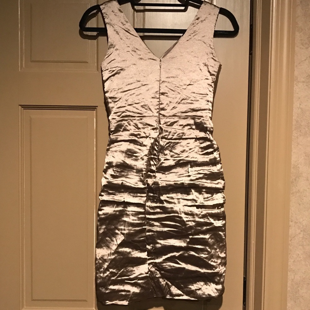 Dress - Picture 2 of 2