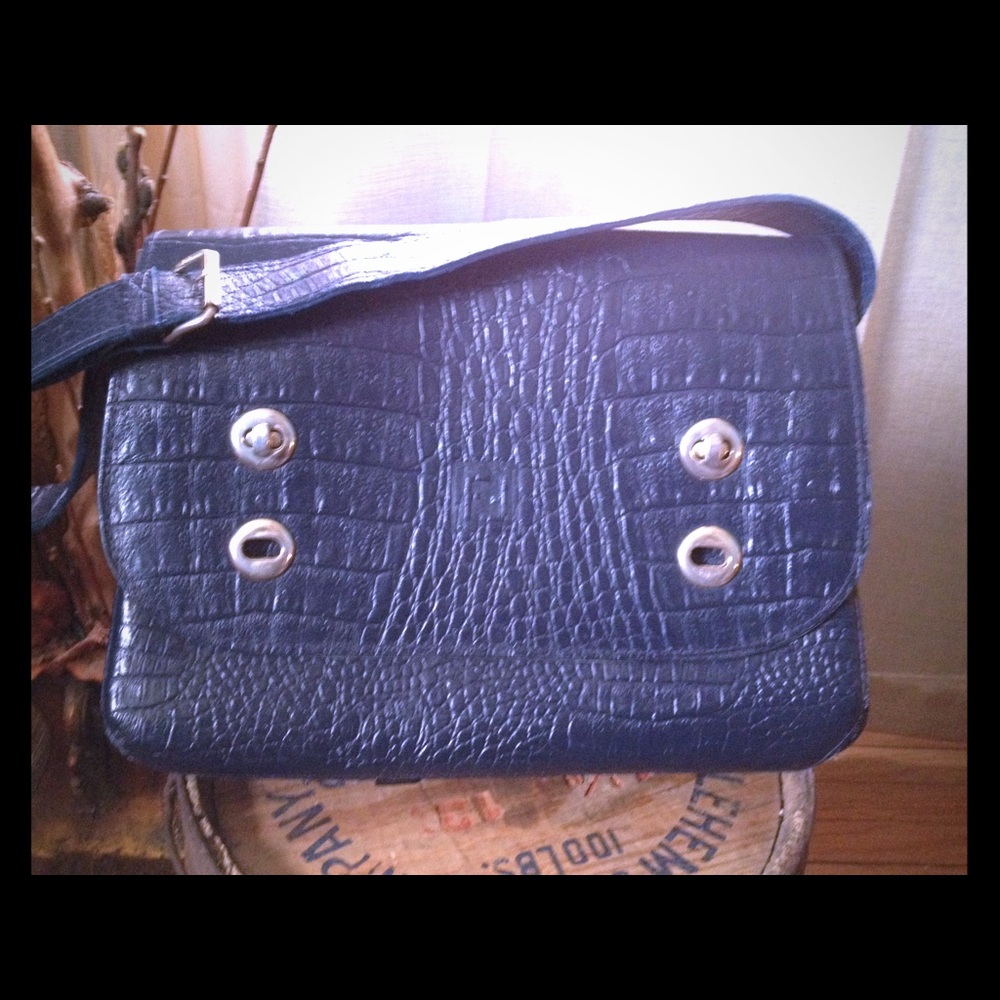 Vintage Fendi Leather Croc shoulder bag