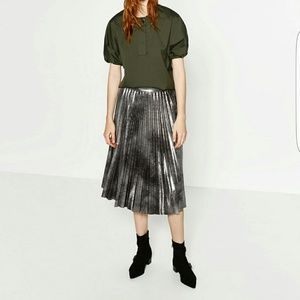 Zara metallic pleat brand new never worn size S!