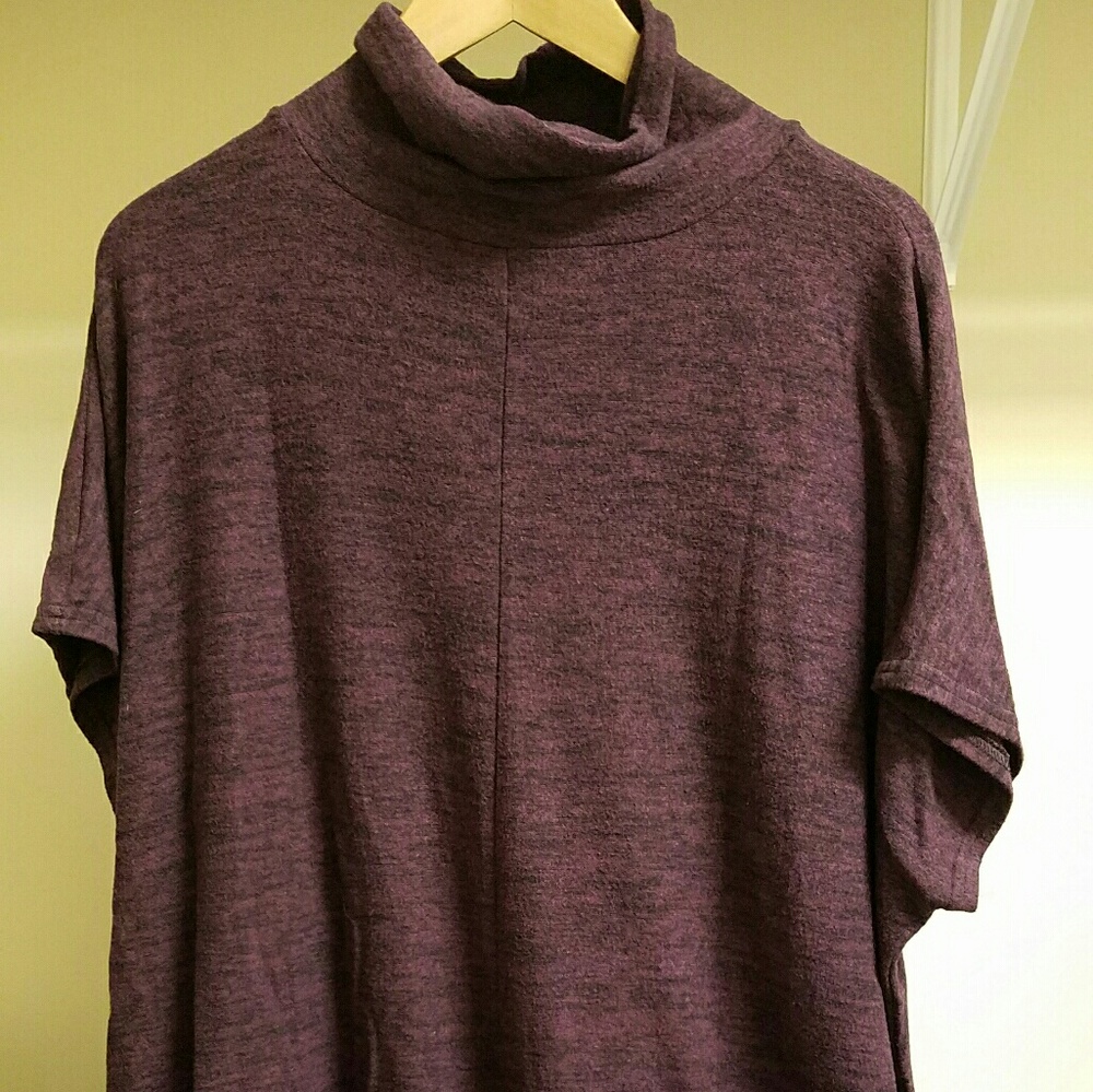 Apt.9 shirt