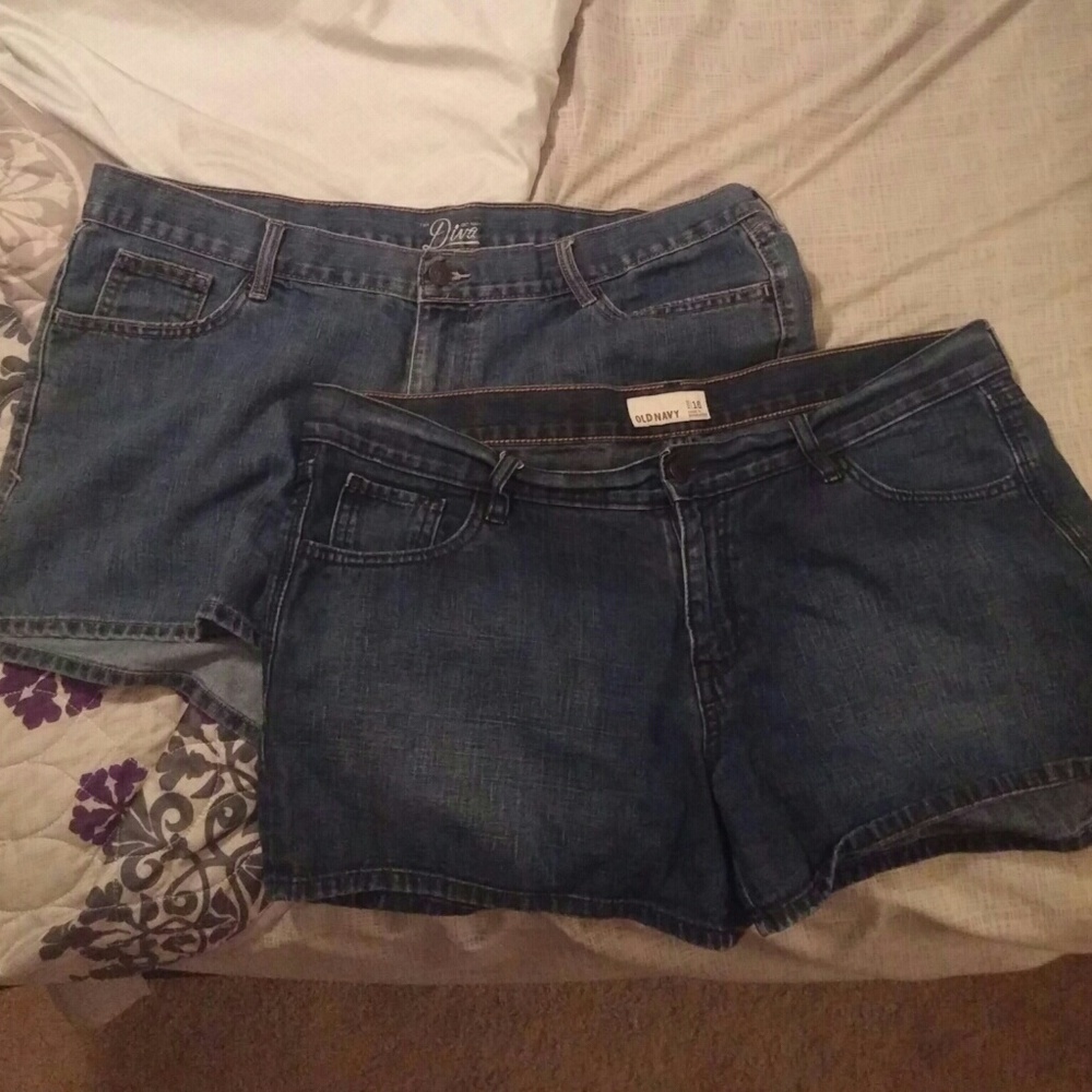 2 pairs Old Navy shorts