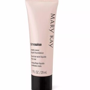 MaryKay Matte-Wear Liquid Foundation Bronze 7