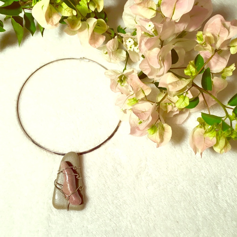 Metal and stone statement choker