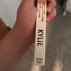 Kylie gloss, so cute, brand new, never opened