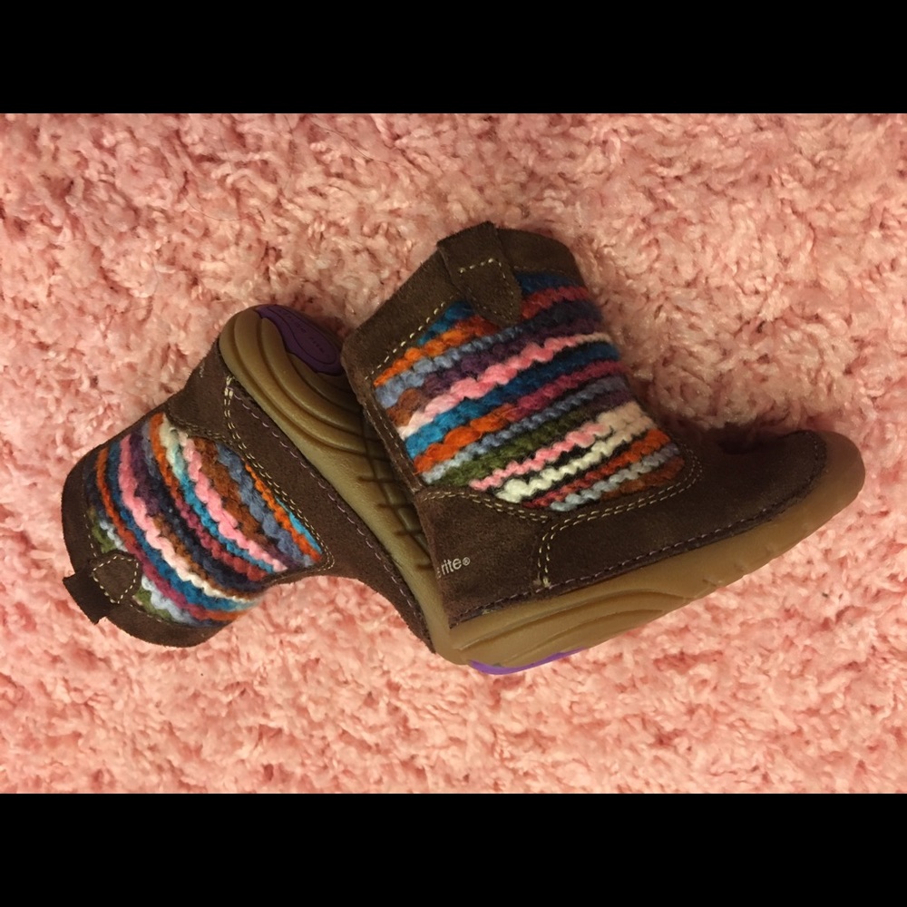 Stride rite boots size 3 EUC